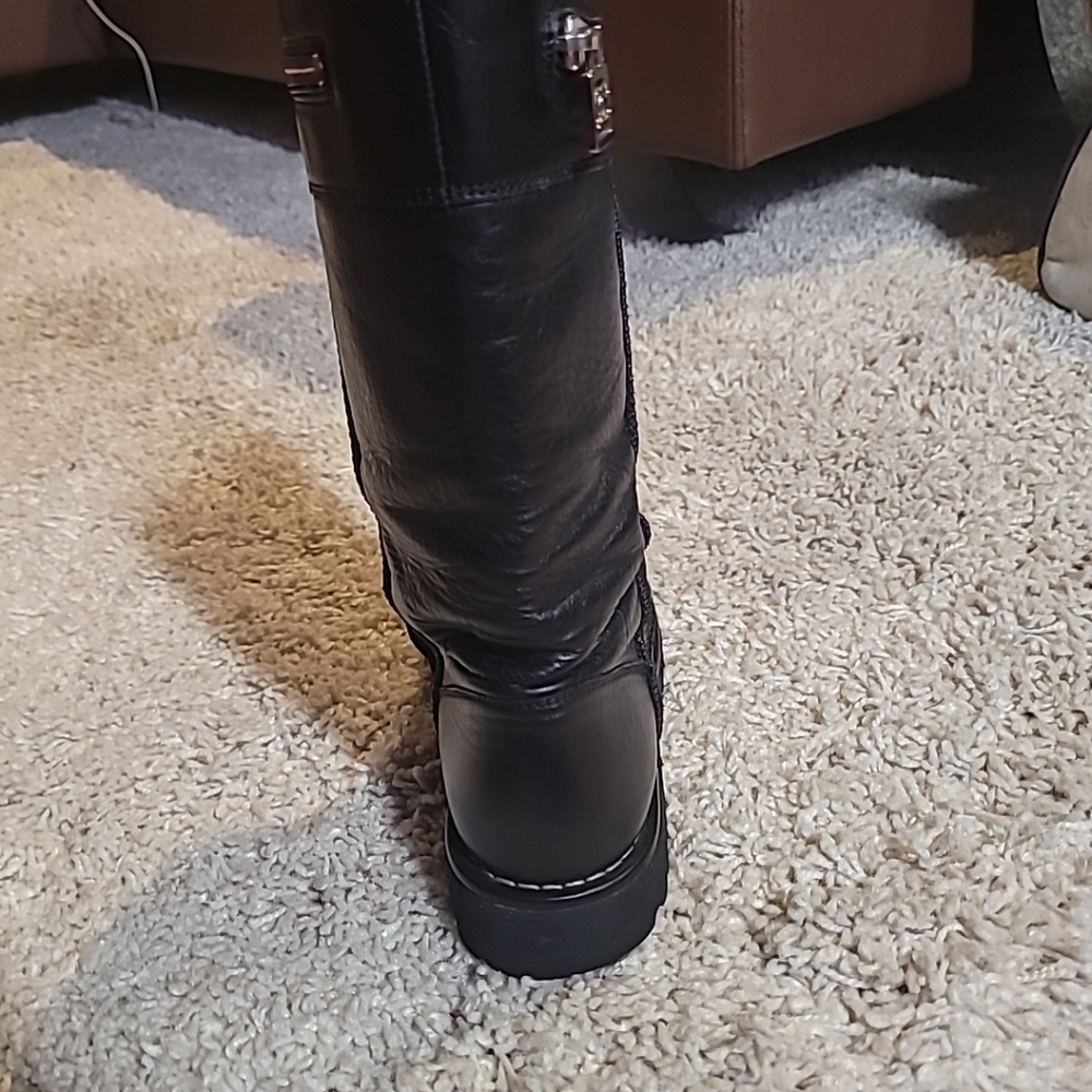 Amazing Chanel Black Lambskin Leather Size 8.5 Riding 👢 Boots - Picture 14 of 16